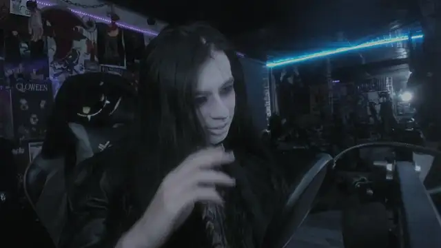 Snapshot of rotten_dreams chatting on March 20, 2025, 10:18 pm rotten dreams online show from March 20, 2025, 10:18 pm