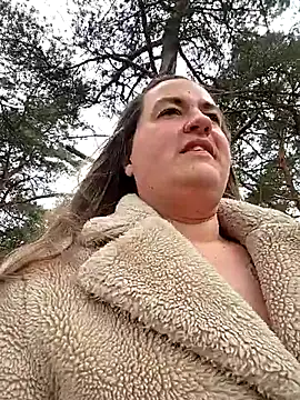 justtess online show from April 13, 2026, 1:04 pm