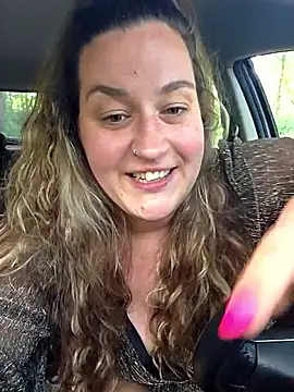 justtess online show from May 11, 2026, 4:04 pm