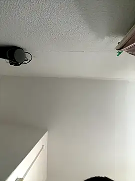 Snapshot of key18cm chatting on December 17, 2025, 1:27 pm key18cm online show from December 17, 2025, 1:27 pm