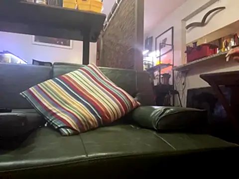 Snapshot of FreakServant100 chatting on November 13, 2025, 2:59 am FreakServant100 online show from November 13, 2025, 2:59 am