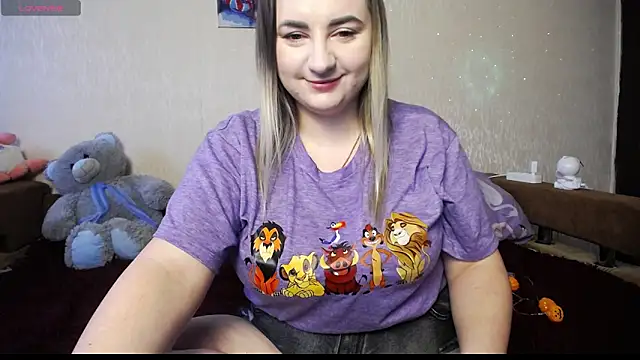 Snapshot of YourSwetiwGirl chatting on October 22, 2025, 10:47 am YourSwetiwGirl online show from October 22, 2025, 10:47 am