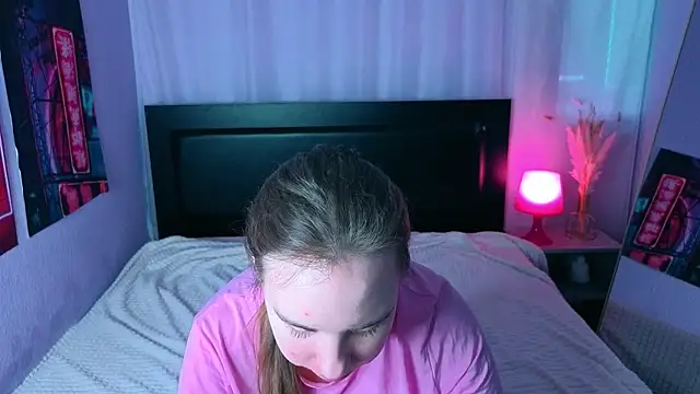 Lika 0ne online show from April 7, 2026, 11:56 am