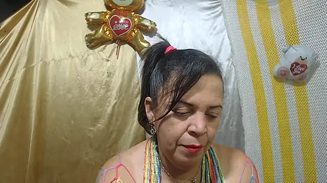 Snapshot of alina_maturehot chatting on March 18, 2025, 12:50 pm alina maturehot online show from March 18, 2025, 12:50 pm