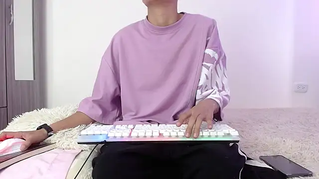 duo peludoo online show from October 28, 2025, 6:07 pm