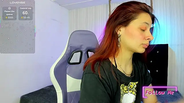 Snapshot of nicky_angel1 chatting on December 15, 2025, 7:09 pm nicky angel1 online show from December 15, 2025, 7:09 pm