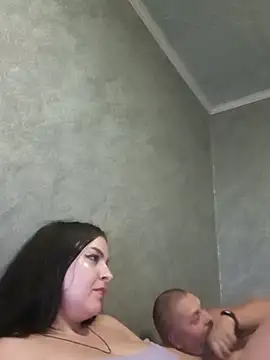 Greta Tamar online show from December 5, 2025, 7:12 pm