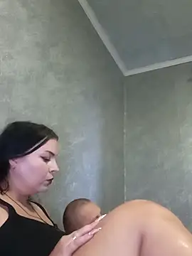 Greta Tamar online show from December 2, 2025, 6:37 am