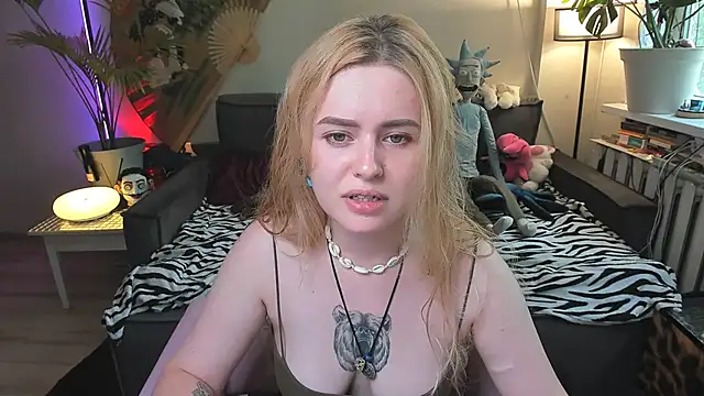 Snapshot of Alexa_Pirs chatting on June 22, 2026, 1:41 pm Alexa Pirs online show from June 22, 2026, 1:41 pm