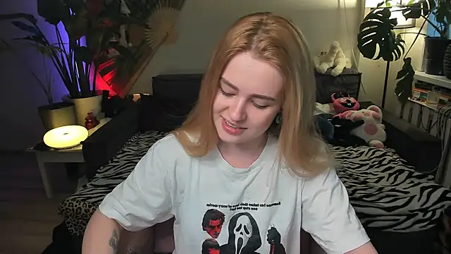 Alexa Pirs online show from March 15, 2026, 3:19 pm