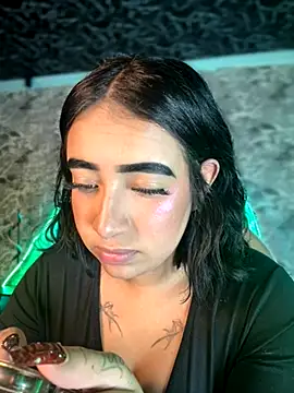 Snapshot of Scarlett-LS chatting on November 12, 2025, 2:15 am Scarlett-LS online show from November 12, 2025, 2:15 am