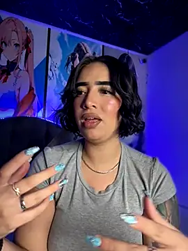 Snapshot of Scarlett-LS chatting on December 1, 2025, 3:40 am Scarlett-LS online show from December 1, 2025, 3:40 am