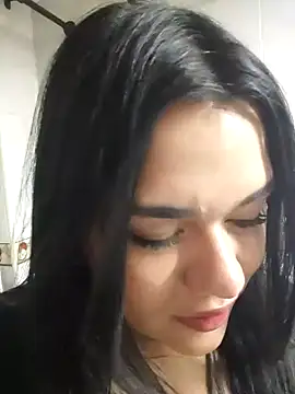 Snapshot of nikki_grey chatting on October 5, 2025, 4:03 am nikki grey online show from October 5, 2025, 4:03 am