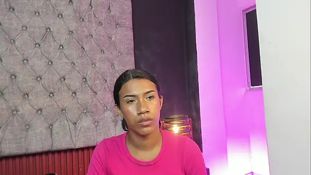 AntoniSantoss online show from February 19, 2026, 7:33 pm