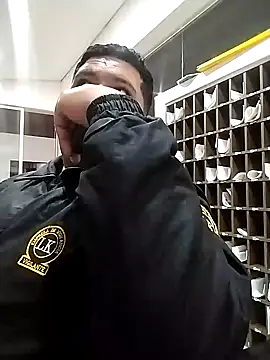 Snapshot of oscarshow24 chatting on February 27, 2025, 2:14 am oscarshow24 online show from February 27, 2025, 2:14 am