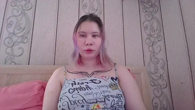 Snapshot of Little_kitsune1707 chatting on October 2, 2025, 7:23 am Little kitsune1707 online show from October 2, 2025, 7:23 am