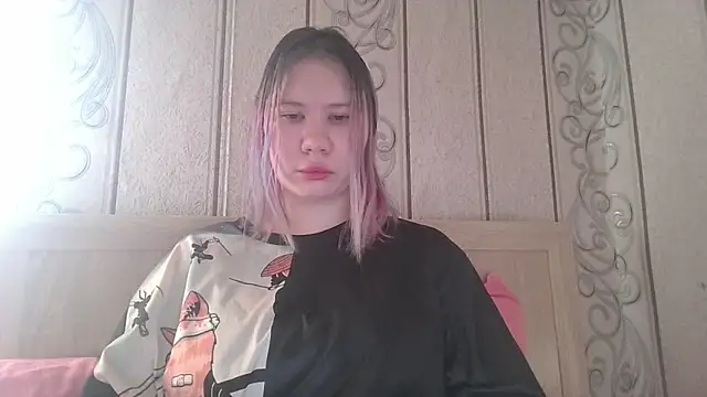 Snapshot of Little_kitsune1707 chatting on September 30, 2025, 4:29 am Little kitsune1707 online show from September 30, 2025, 4:29 am