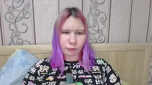 Snapshot of Little_kitsune1707 chatting on December 4, 2025, 9:30 am Little kitsune1707 online show from December 4, 2025, 9:30 am