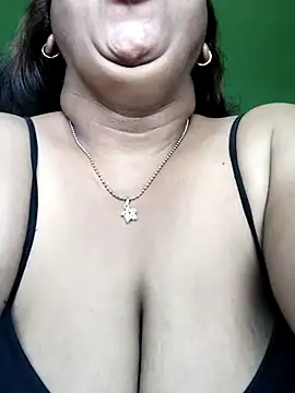 rani130 online show from November 1, 2025, 1:34 am