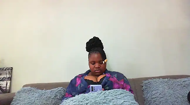 EyeCandyXXX  online show from February 18, 2025, 6:48 am