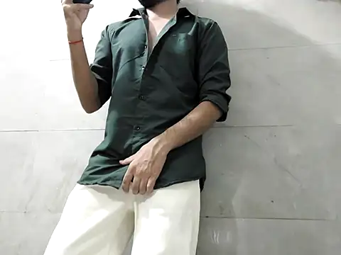 Snapshot of Lustyluckyy chatting on September 27, 2025, 8:37 pm Lustyluckyy online show from September 27, 2025, 8:37 pm