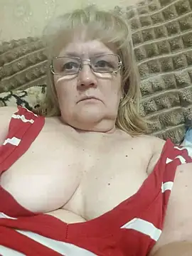 Snapshot of Violet5364 chatting on July 8, 2026, 8:53 pm Violet5364 online show from July 8, 2026, 8:53 pm