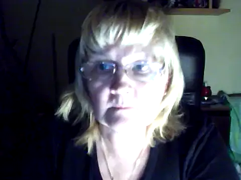 Snapshot of Violet5364 chatting on February 22, 2025, 6:30 pm Violet5364 online show from February 22, 2025, 6:30 pm