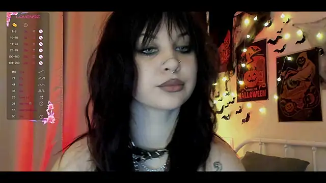 Snapshot of marynixoxo chatting on October 30, 2025, 7:00 pm marynixoxo online show from October 30, 2025, 7:00 pm