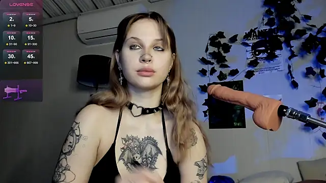 Snapshot of marynixoxo chatting on March 7, 2025, 2:04 am marynixoxo online show from March 7, 2025, 2:04 am