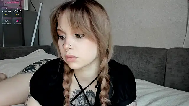 Snapshot of marynixoxo chatting on March 21, 2025, 1:01 pm marynixoxo online show from March 21, 2025, 1:01 pm