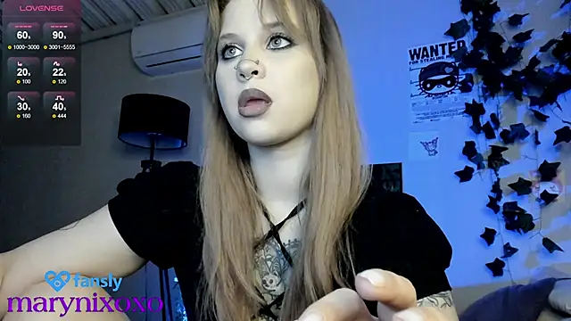 Snapshot of marynixoxo chatting on March 16, 2025, 8:43 am marynixoxo online show from March 16, 2025, 8:43 am