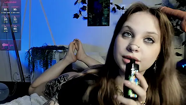 Snapshot of marynixoxo chatting on March 4, 2025, 5:21 am marynixoxo online show from March 4, 2025, 5:21 am