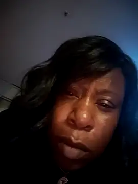 Jazmine-Valentine online show from October 24, 2025, 4:33 am