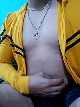 Snapshot of CallMeNick1 chatting on November 10, 2025, 2:33 pm CallMeNick1 online show from November 10, 2025, 2:33 pm