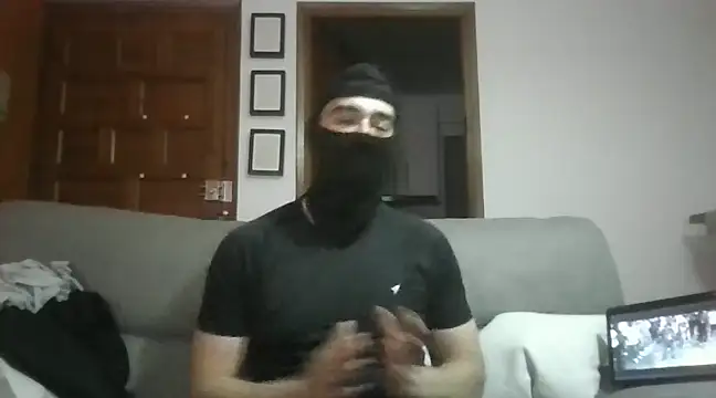 Snapshot of ESCOMOFUC chatting on February 26, 2025, 8:58 pm ESCOMOFUC online show from February 26, 2025, 8:58 pm