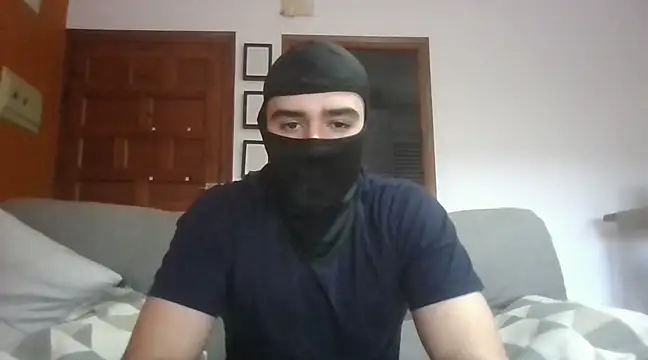 Snapshot of ESCOMOFUC chatting on March 4, 2025, 4:20 pm ESCOMOFUC online show from March 4, 2025, 4:20 pm