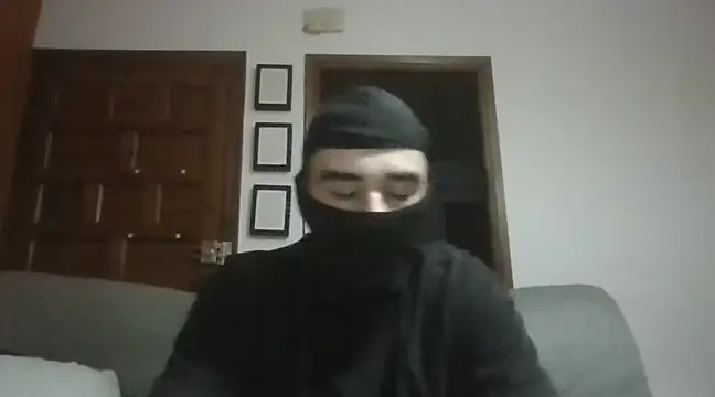 Snapshot of ESCOMOFUC chatting on March 10, 2025, 7:18 pm ESCOMOFUC online show from March 10, 2025, 7:18 pm
