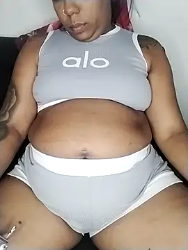 emma purple  online show from October 27, 2025, 9:49 pm