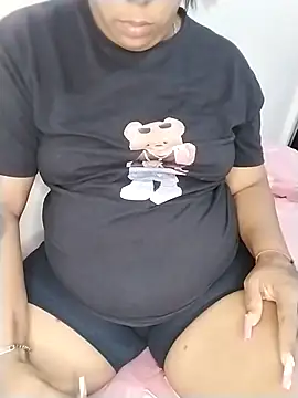 emma purple  online show from December 3, 2025, 10:09 pm