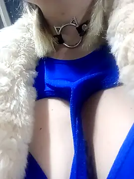 CandieGilson   online show from September 25, 2025, 10:54 am