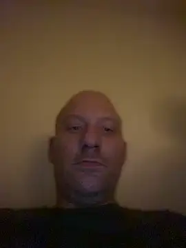 Krzysiekg123 online show from February 21, 2025, 7:32 pm