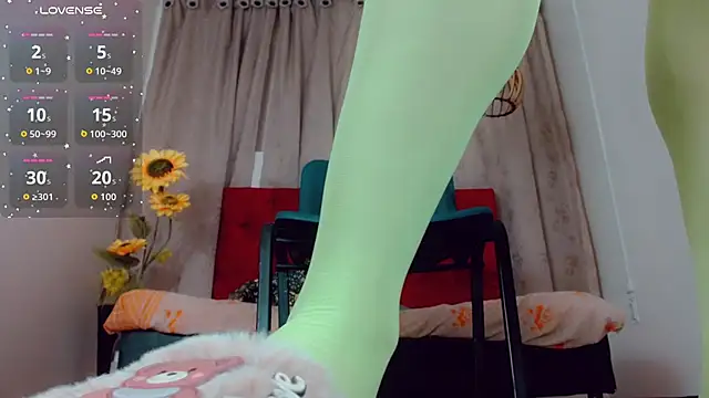 Snapshot of katha_Crawford chatting on November 18, 2025, 7:06 pm katha Crawford online show from November 18, 2025, 7:06 pm