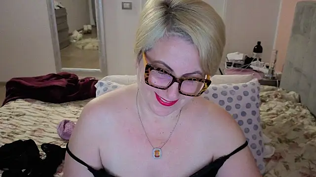 Snapshot of Pumabionda chatting on November 30, 2025, 9:37 pm Pumabionda online show from November 30, 2025, 9:37 pm