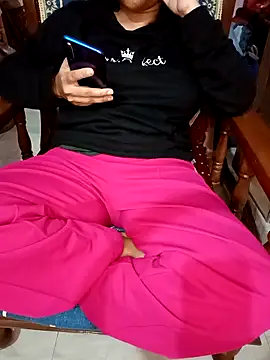 Snapshot of Mannat-222 chatting on November 20, 2025, 6:19 pm Mannat-222 online show from November 20, 2025, 6:19 pm