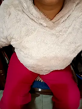 Snapshot of Mannat-222 chatting on November 19, 2025, 5:24 pm Mannat-222 online show from November 19, 2025, 5:24 pm