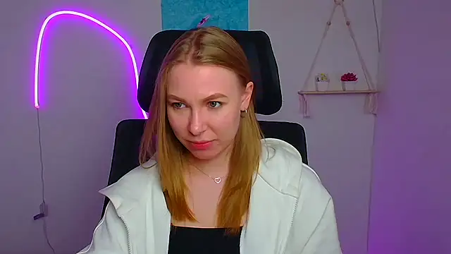 Dana flowers online show from April 18, 2026, 8:09 pm