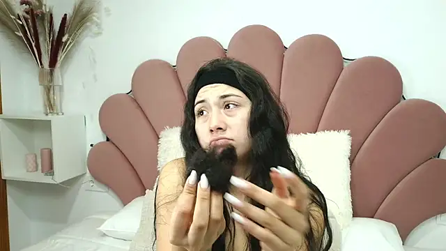 Snapshot of ScarlletRays chatting on March 3, 2025, 4:58 pm ScarlletRays online show from March 3, 2025, 4:58 pm