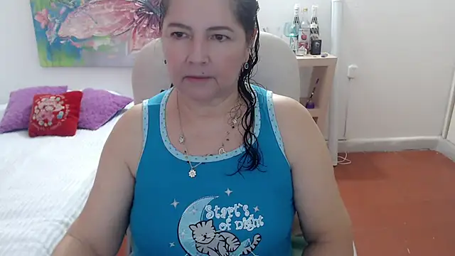 leonela 69 online show from March 17, 2026, 12:24 am