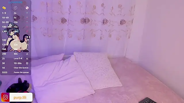 purplelilith3 online show from April 22, 2026, 3:46 am