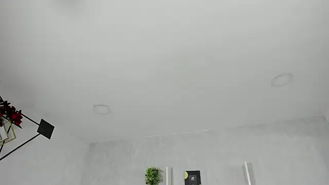 EmiliaRose  online show from September 16, 2025, 9:27 pm